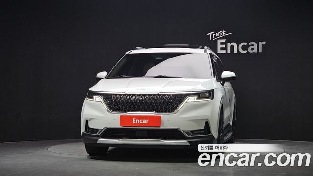 Kia Canival 2021 — photo 3