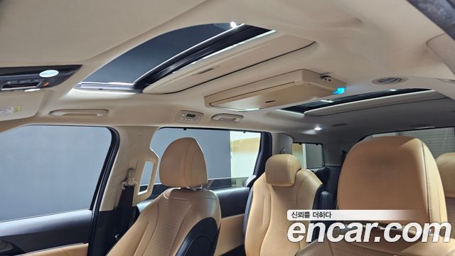 Kia Canival 2021 — photo 14