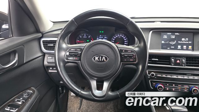 Kia K5 2016 — photo 13
