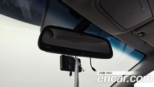 Kia K5 2016 — photo 18