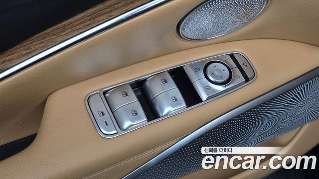 Kia K9 2023 — photo 15