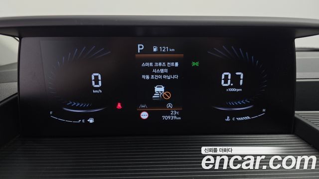 Hyundai Staria 2022 — photo 8
