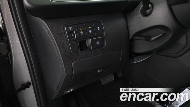 Hyundai Staria 2022 — photo 14