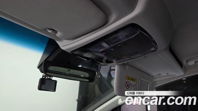 Hyundai Staria 2022 — photo 19