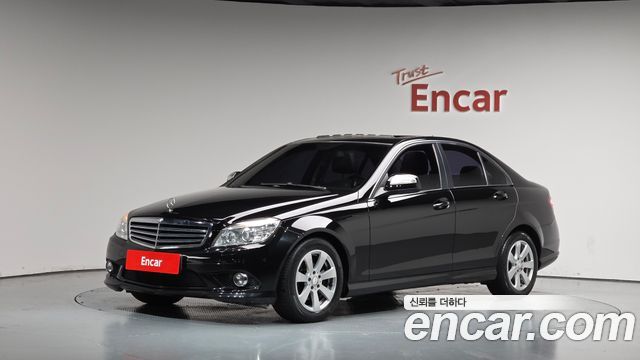 Mercedes-Benz C-Class 2009 — photo 1