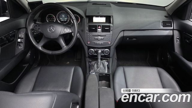 Mercedes-Benz C-Class 2009 — photo 7