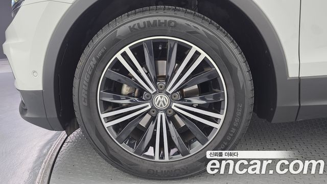 Volkswagen Tiguan 2020 — photo 5