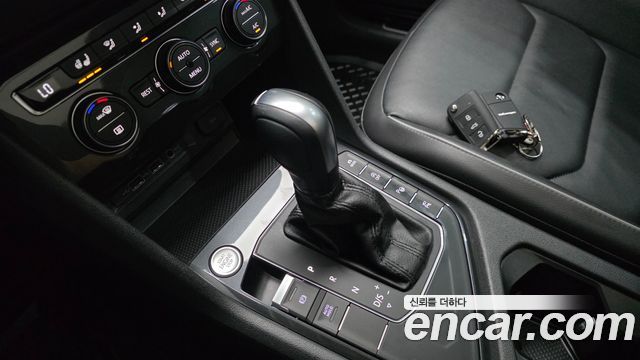 Volkswagen Tiguan 2020 — photo 12