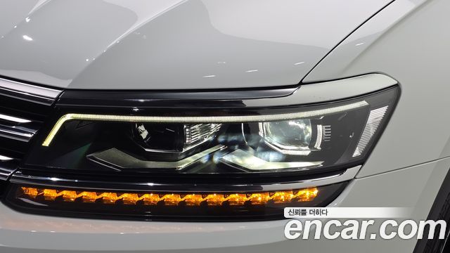 Volkswagen Tiguan 2020 — photo 8
