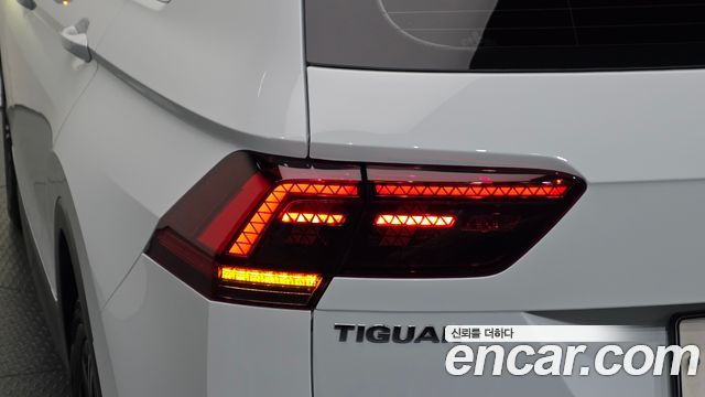 Volkswagen Tiguan 2020 — photo 9