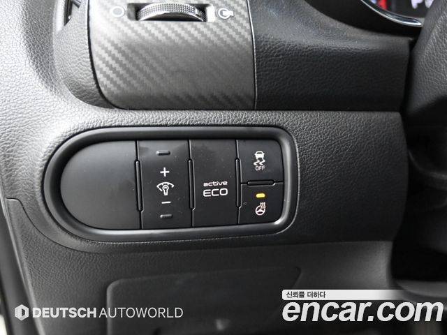 Kia K3 2013 — photo 17