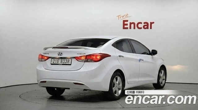 Hyundai AVANTE 2012 — photo 2