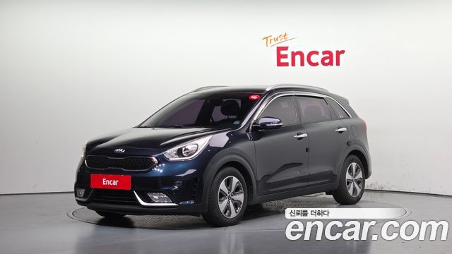 Kia Niro 2017 — photo 1
