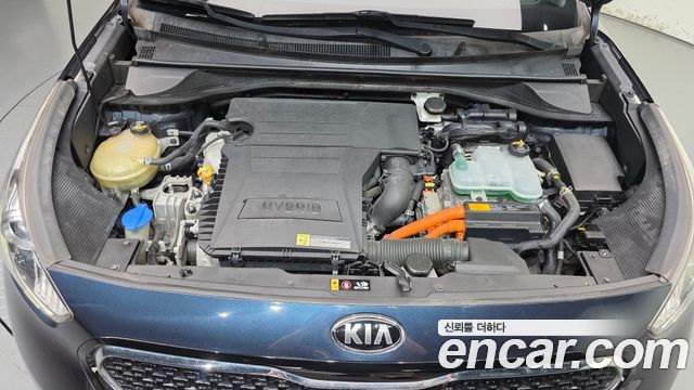 Kia Niro 2017 — photo 6