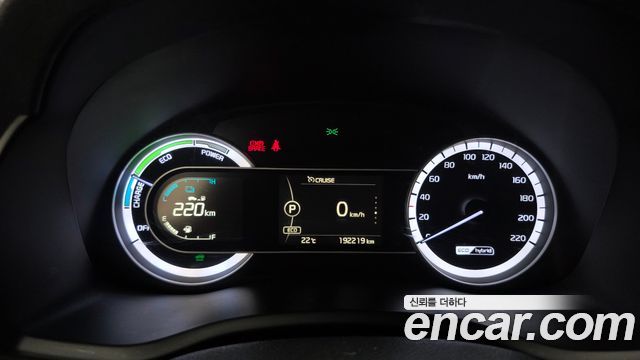 Kia Niro 2017 — photo 8