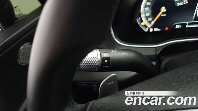 Genesis GV80 2021 — photo 33
