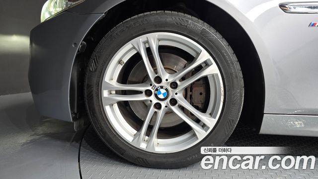 BMW 5-Series 2015 — photo 5