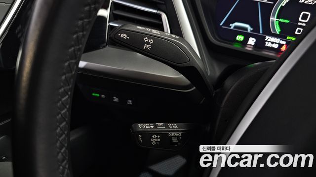 Audi Q4 e-tron 2022 — photo 24