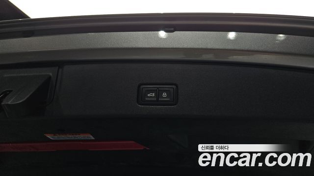 Audi Q4 e-tron 2022 — photo 27