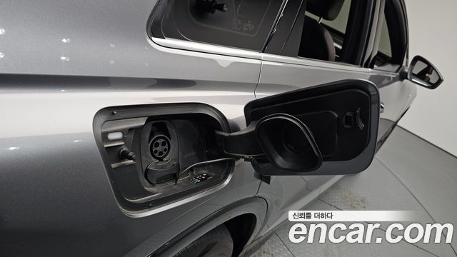 Audi Q4 e-tron 2022 — photo 31