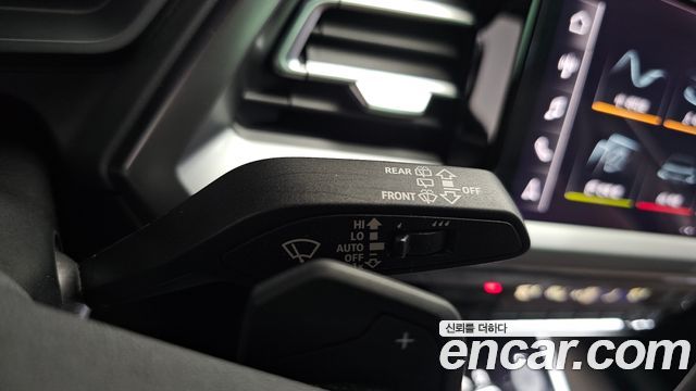 Audi Q4 e-tron 2022 — photo 32