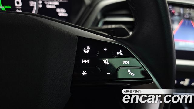 Audi Q4 e-tron 2022 — photo 34
