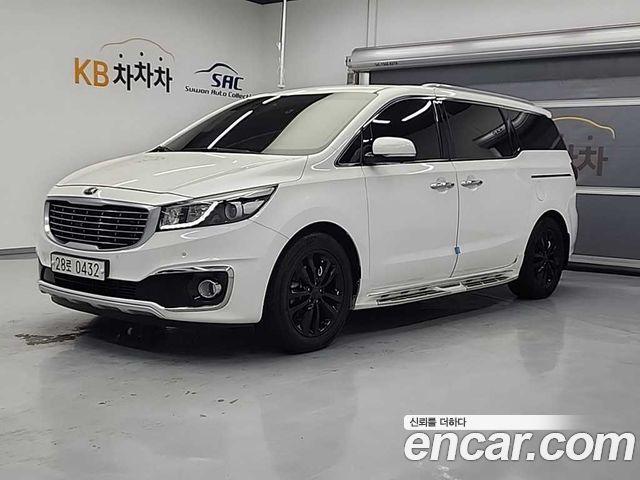 Kia Canival 2017 — photo 1