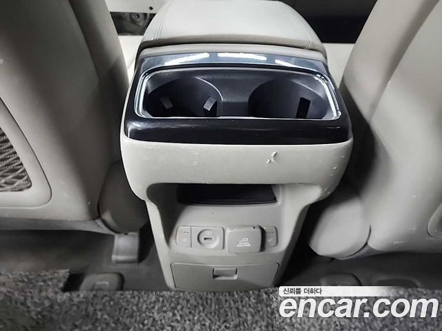 Kia Canival 2017 — photo 12