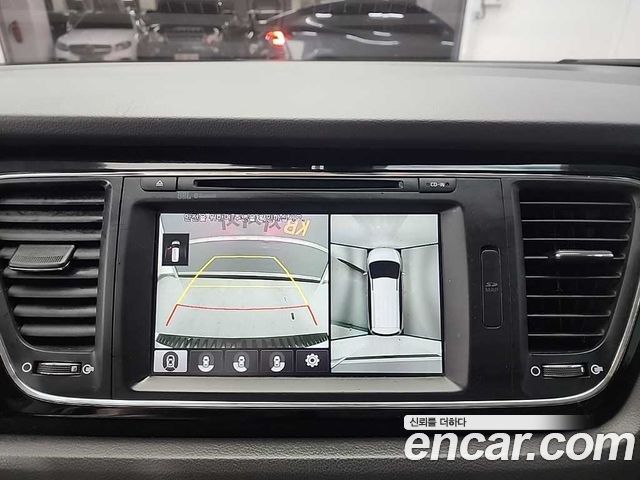 Kia Canival 2017 — photo 16