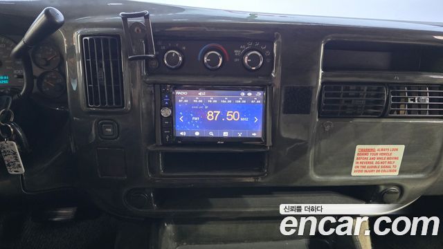 Chevrolet Express Van 2006 — photo 16