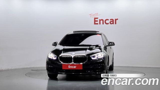 BMW 1-Series 2024 — photo 3