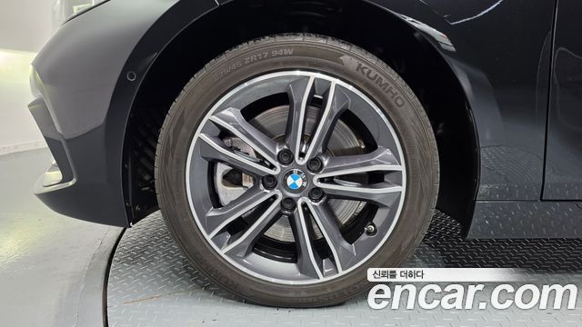 BMW 1-Series 2024 — photo 5