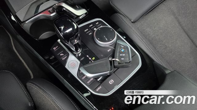 BMW 1-Series 2024 — photo 12
