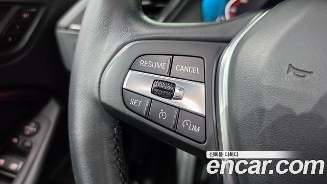 BMW 1-Series 2024 — photo 23