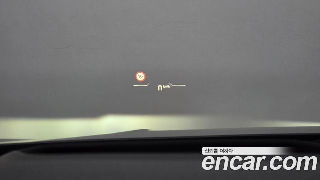 BMW 1-Series 2024 — photo 32