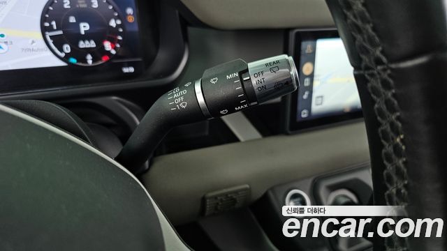 Land Rover Defender 2020 — photo 20