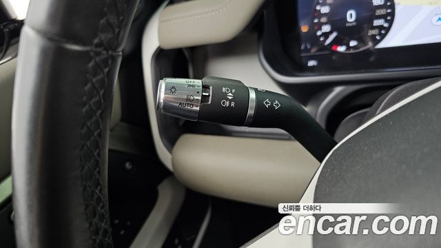 Land Rover Defender 2020 — photo 27