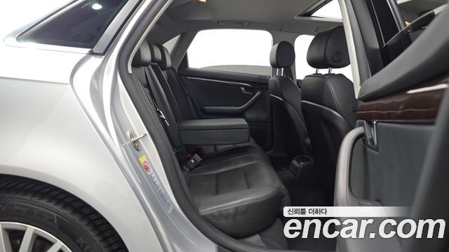 Audi A4 2005 — photo 18
