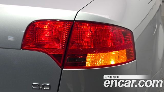 Audi A4 2005 — photo 9