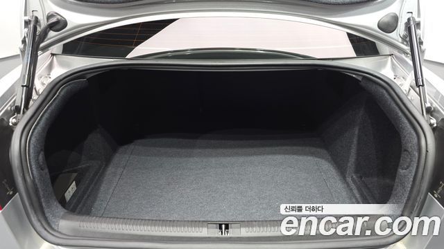 Audi A4 2005 — photo 30