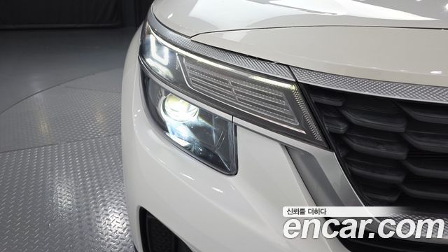 Kia Seltos 2020 — photo 8