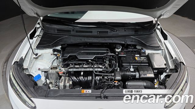 Hyundai Kona 2023 — photo 6