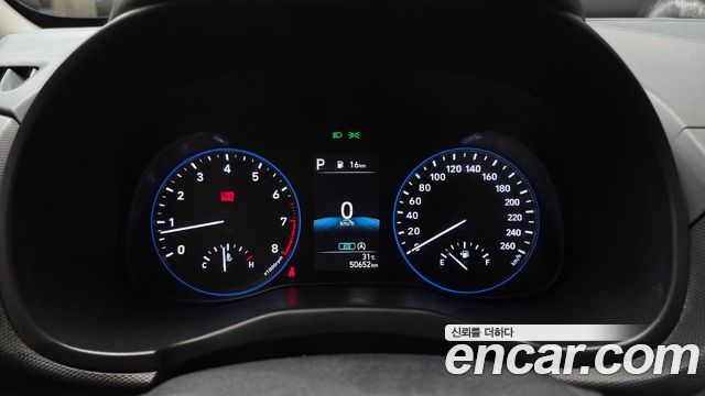 Hyundai Kona 2023 — photo 11