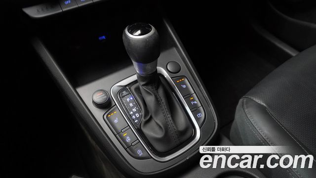 Hyundai Kona 2023 — photo 12