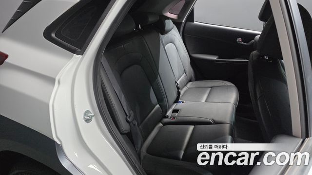 Hyundai Kona 2023 — photo 17