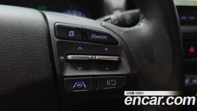 Hyundai Kona 2023 — photo 24
