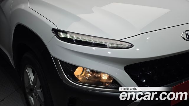 Hyundai Kona 2023 — photo 8