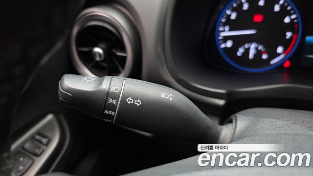 Hyundai Kona 2023 — photo 27
