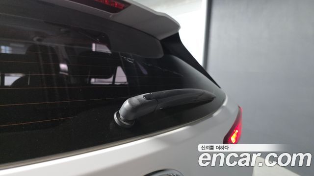 Hyundai Kona 2023 — photo 32
