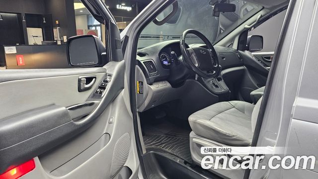 Hyundai Starex 2020 — photo 10